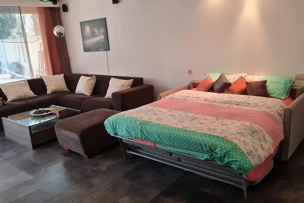 Lux & Cozy Apt + Garden +Jaccuzi Антверпен Апартаменты